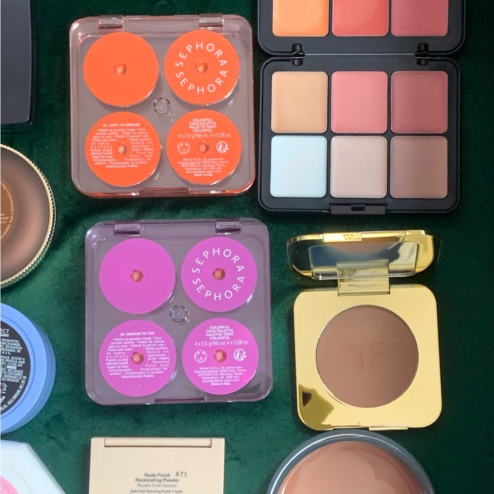 Makeup bundle - Picture 3 of 5